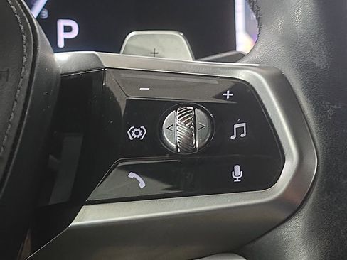 Certified 2023 BMW 760i xDrive AWD/4WD image 13