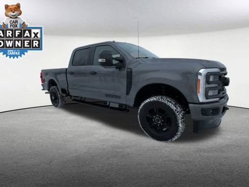 Used 2023 Ford F250 XL w/ STX Appearance Package image 2