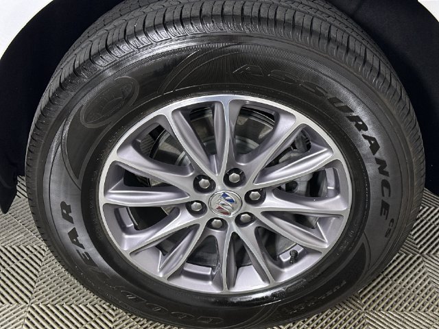 Used 2023 Buick Enclave Essence FWD image 34