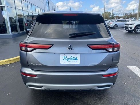 Used 2024 Mitsubishi Outlander SE image 7