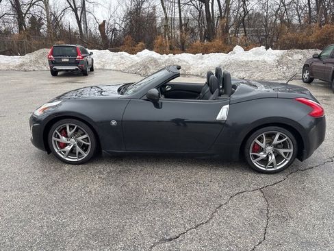 Used 2013 Nissan 370Z Touring w/ Sport Pkg image 6
