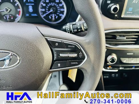 Used 2019 Hyundai Santa Fe SE image 16