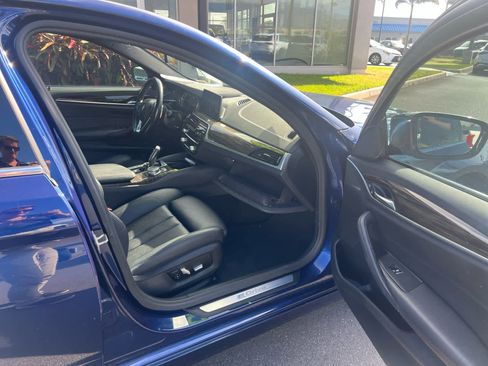 Used 2018 BMW 530e xDrive image 17