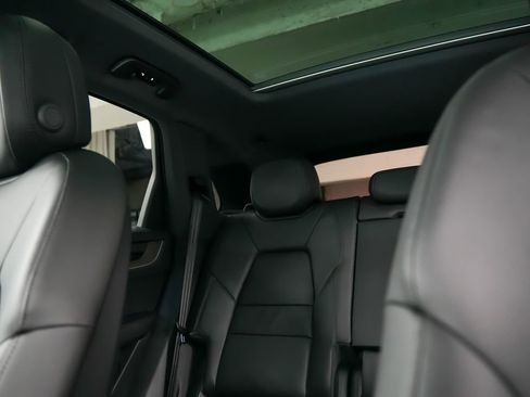 New 2026 Porsche Cayenne image 23