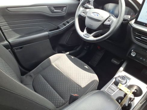 Used 2024 Ford Escape Active w/ Tech Pack #1 FWD image 17