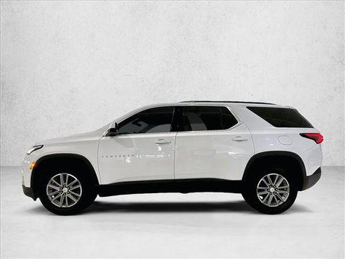 Used 2023 Chevrolet Traverse LT FWD image 6
