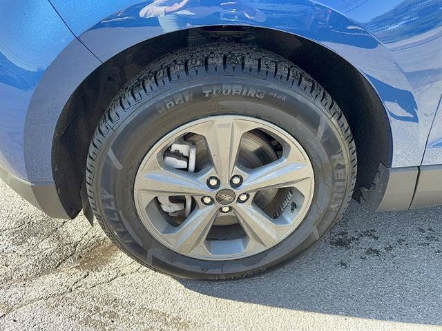 Certified 2023 Ford Edge SEL w/ Sport Appearance Package AWD/4WD image 6
