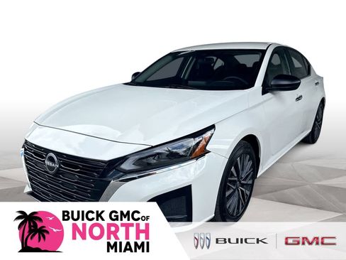 Used 2025 Nissan Altima 2.5 SV FWD image 1