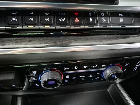 New 2026 Chevrolet Silverado 1500 LTZ w/ Z71 Off-Road Package image 27