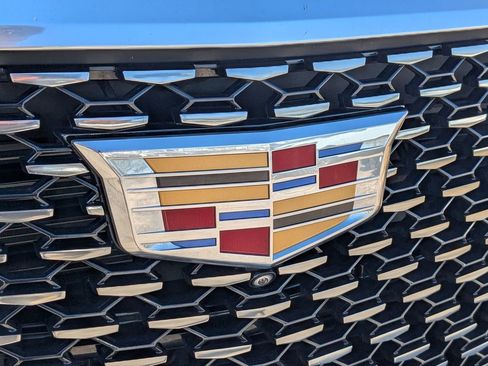 Used 2023 Cadillac Escalade ESV Premium Luxury image 12