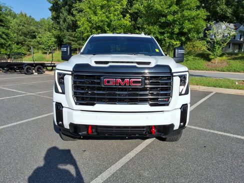 Certified 2026 GMC Sierra 2500 AT4 w/ AT4 Premium Plus Package AWD/4WD image 2
