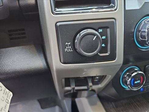 Used 2020 Ford F250 Lariat w/ Lariat Value Package image 26