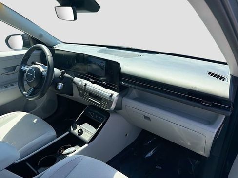 Used 2024 Hyundai Kona SEL FWD image 29