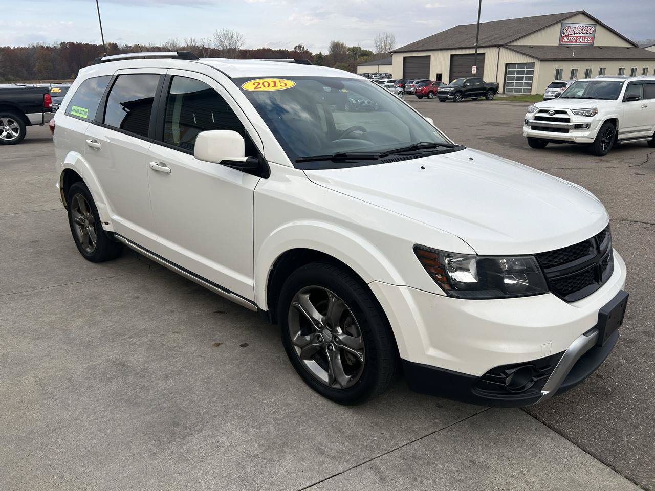 Used 2015 Dodge Journey Crossroad w/ Flexible Seating Group FWD image 3