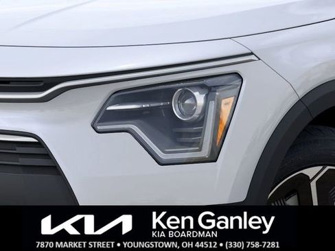 New 2026 Kia Niro LX FWD image 10