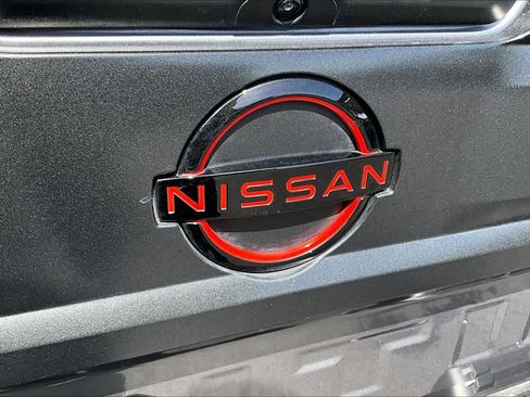 Used 2026 Nissan Frontier PRO-4X AWD/4WD image 31