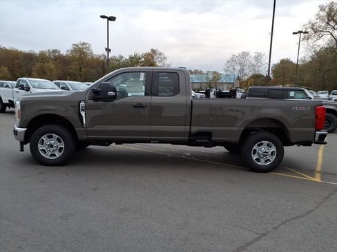 New 2026 Ford F350 XLT image 8