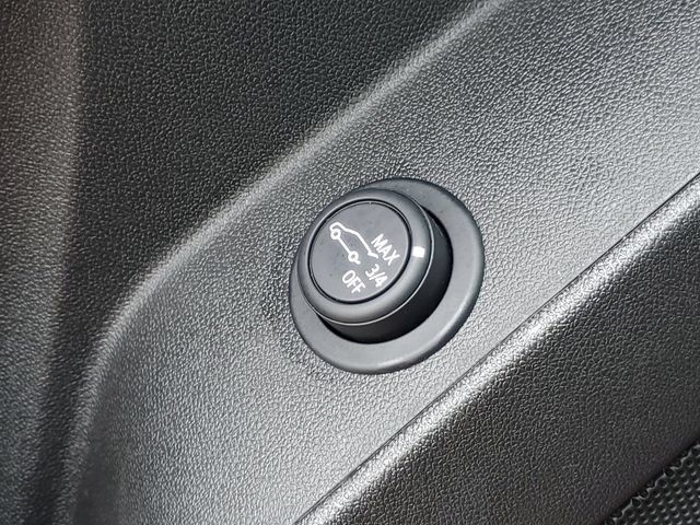 Certified 2024 Chevrolet Equinox LT w/ LPO, Floor Liner Package FWD image 18