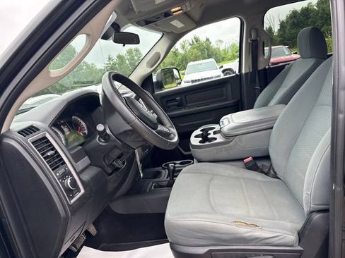 Used 2018 RAM 2500 Tradesman w/ Chrome Appearance Group AWD/4WD image 8
