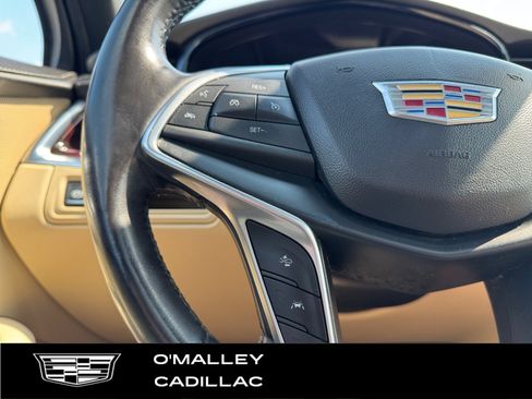 Used 2018 Cadillac XT5 Luxury w/ Driver Awareness Package AWD/4WD image 16