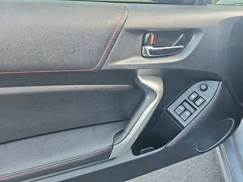 Used 2016 Scion FR-S RWD image 17
