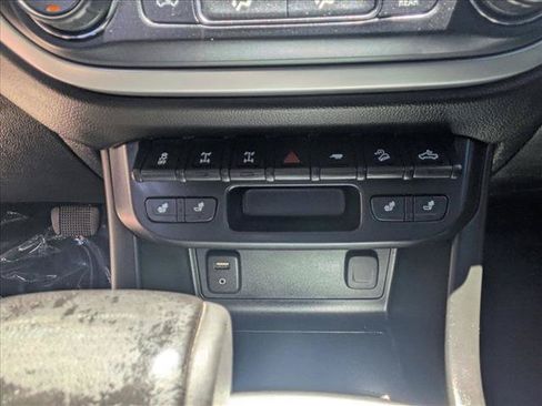 Used 2018 Chevrolet Colorado ZR2 AWD/4WD image 16
