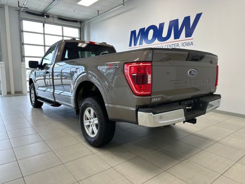 Used 2022 Ford F150 XLT w/ Trailer Tow Package image 6