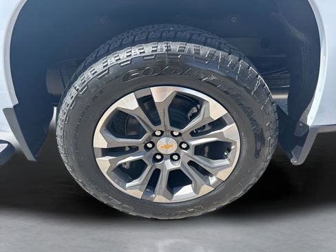New 2026 Chevrolet Silverado 1500 High Country w/ Technology Package AWD/4WD image 37
