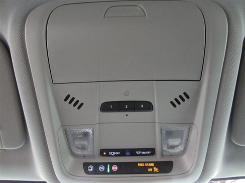 Used 2024 Chevrolet Blazer LT image 36