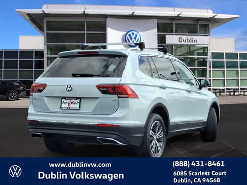 Used 2018 Volkswagen Tiguan SEL image 4