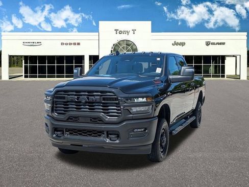 New 2025 RAM 2500 Tradesman AWD/4WD image 3