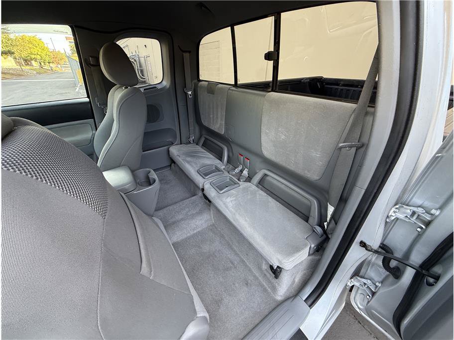 Used 2006 Toyota Tacoma PreRunner RWD image 19