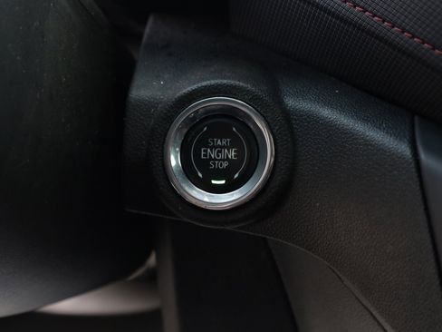 Used 2023 Chevrolet TrailBlazer RS w/ Convenience Package FWD image 9