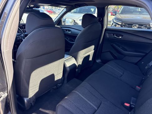 Used 2023 Honda Accord Sport image 11