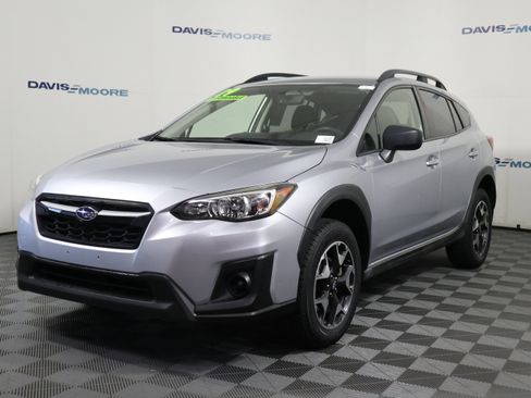 Used 2019 Subaru Crosstrek 2.0i image 11