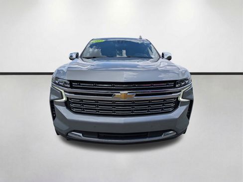 Used 2023 Chevrolet Suburban Premier RWD image 9