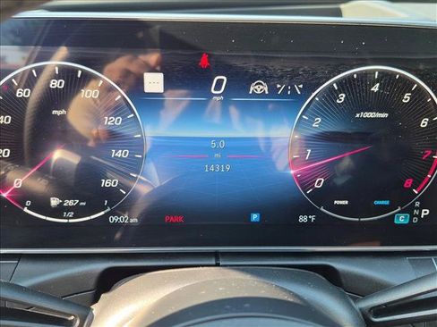 Used 2024 Mercedes-Benz C 300 Sedan image 11