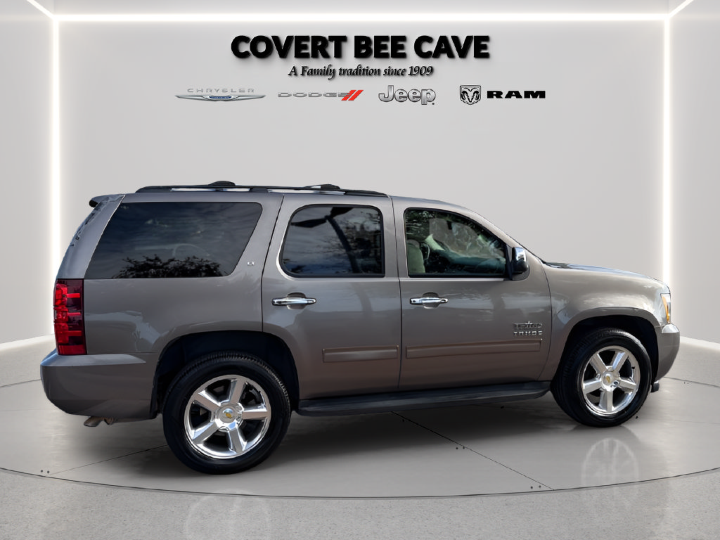 Used 2011 Chevrolet Tahoe LT w/ Texas Edition RWD image 10