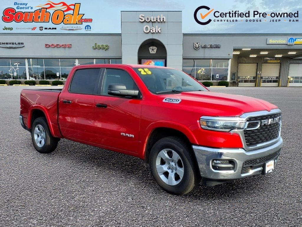 Used 2025 RAM 1500 Big Horn AWD/4WD image 1