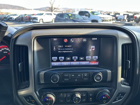 Used 2016 GMC Sierra 2500 Denali image 28