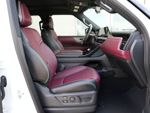 New 2026 INFINITI QX80 Autograph AWD/4WD image 24