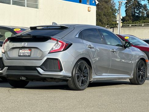 Used 2018 Honda Civic EX image 4