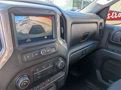 Used 2020 Chevrolet Silverado 1500 Custom Trail Boss w/ Custom Convenience Package AWD/4WD image 18