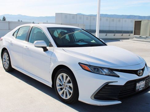 Certified 2021 Toyota Camry LE image 2