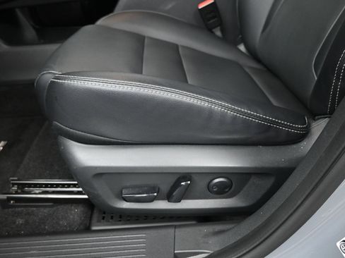 Certified 2023 Nissan Rogue SL FWD image 10