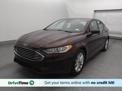 Used 2019 Ford Fusion SE FWD image 1