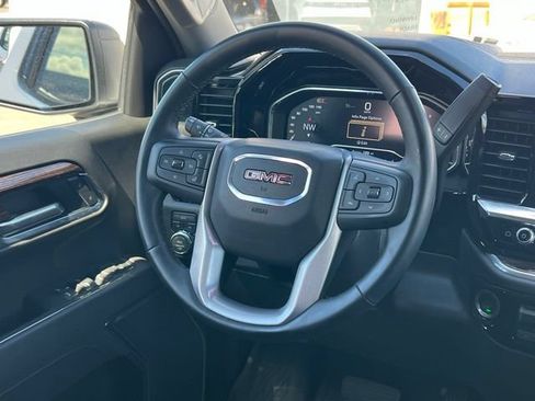 Used 2025 GMC Sierra 1500 Elevation AWD/4WD image 13