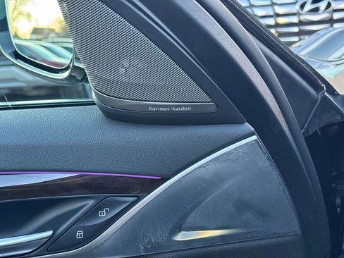 Used 2018 BMW 540i xDrive image 17