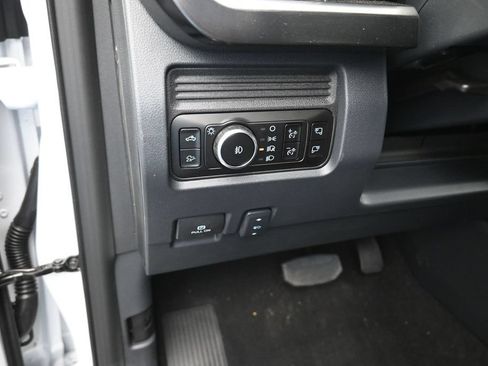 New 2026 Ford F250 Lariat w/ Black Appearance Package AWD/4WD image 13