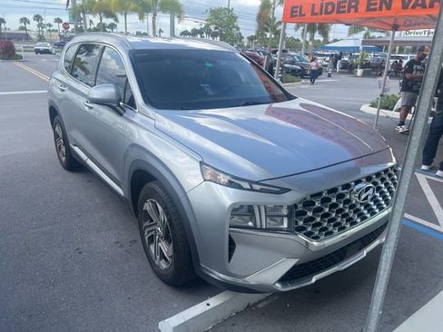 Used 2021 Hyundai Santa Fe SEL FWD image 3